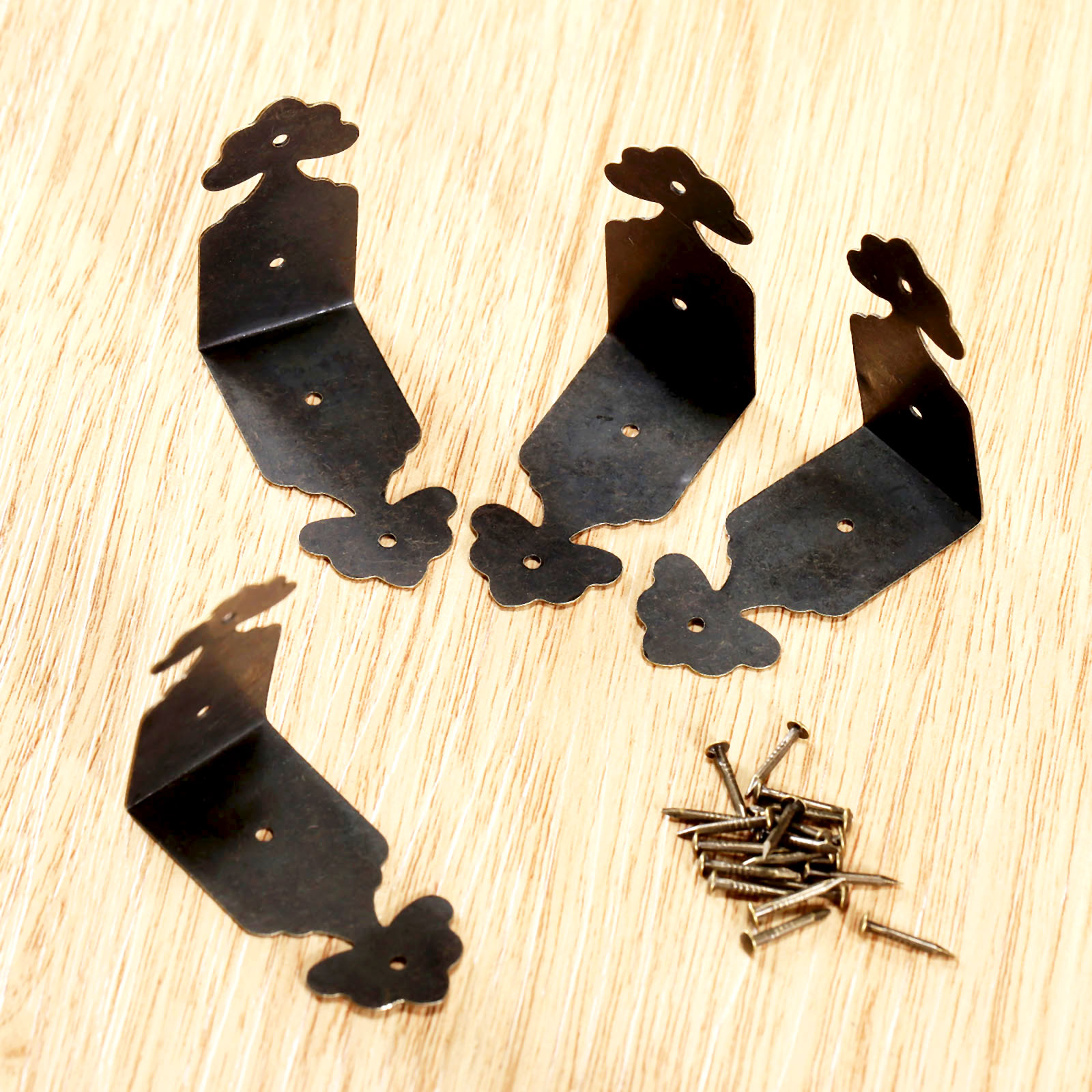 4 stücke Dekorative Ecke Prote – Furniture Hardware Nails Bewertung und Preis