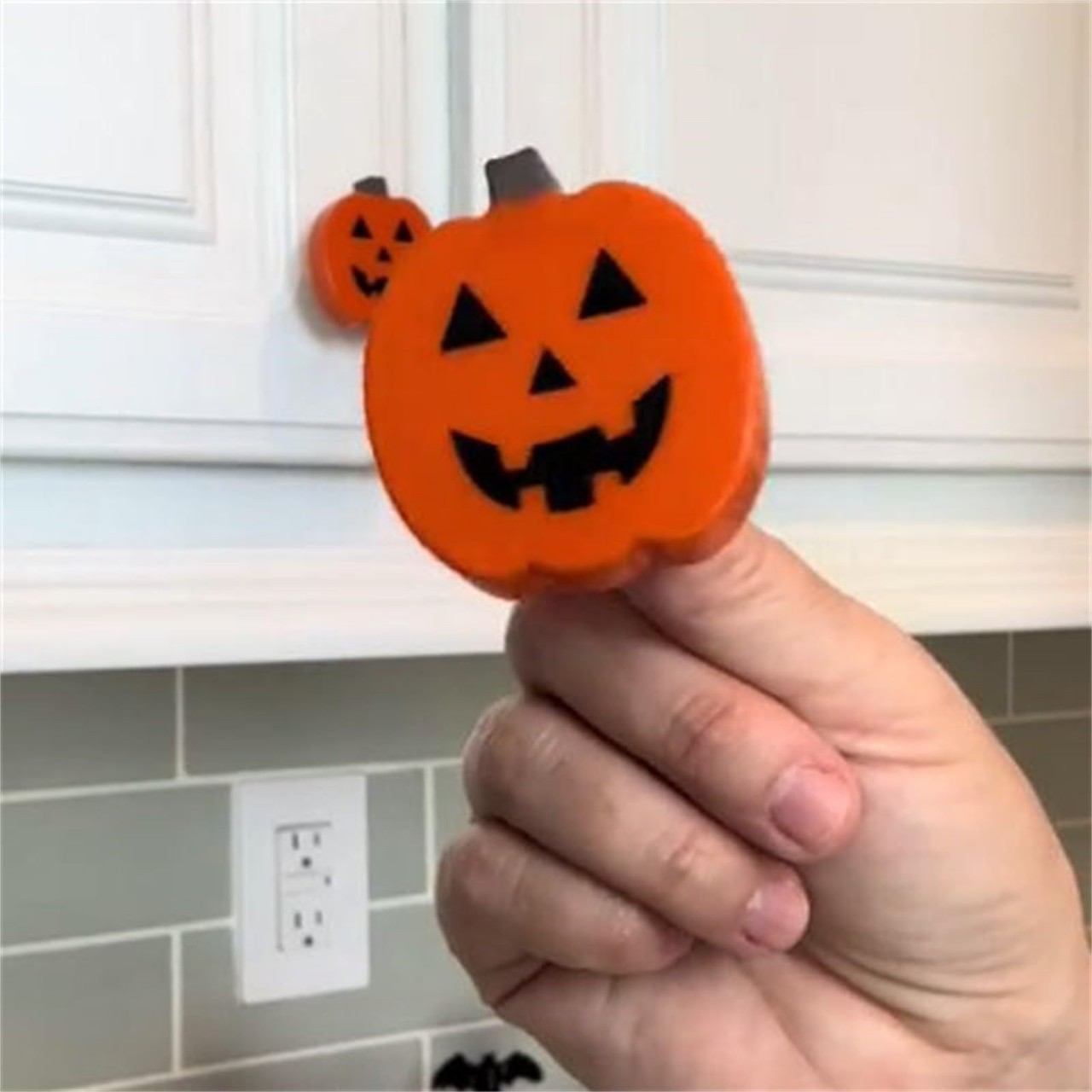 Halloween-Kürbisgriffabdeckung – Furniture Hardware Nut Bewertung und Preis